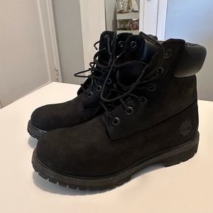 Timberland Black 6” Boots